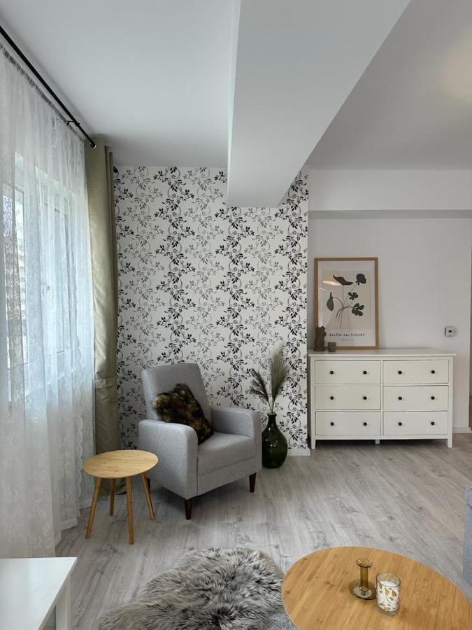 City Center Accommodation 111 Resita Exterior photo