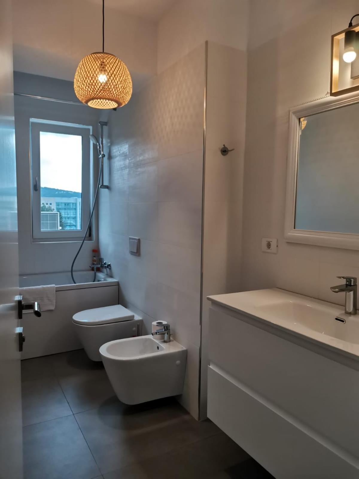 City Center Accommodation 111 Resita Exterior photo
